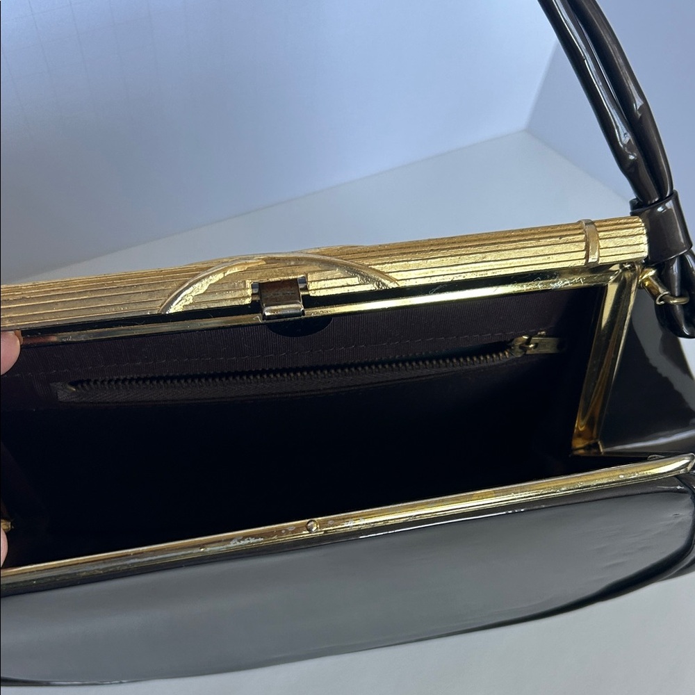 Vintage 1950’s brown patent leather Handbag - Picture 5 of 6